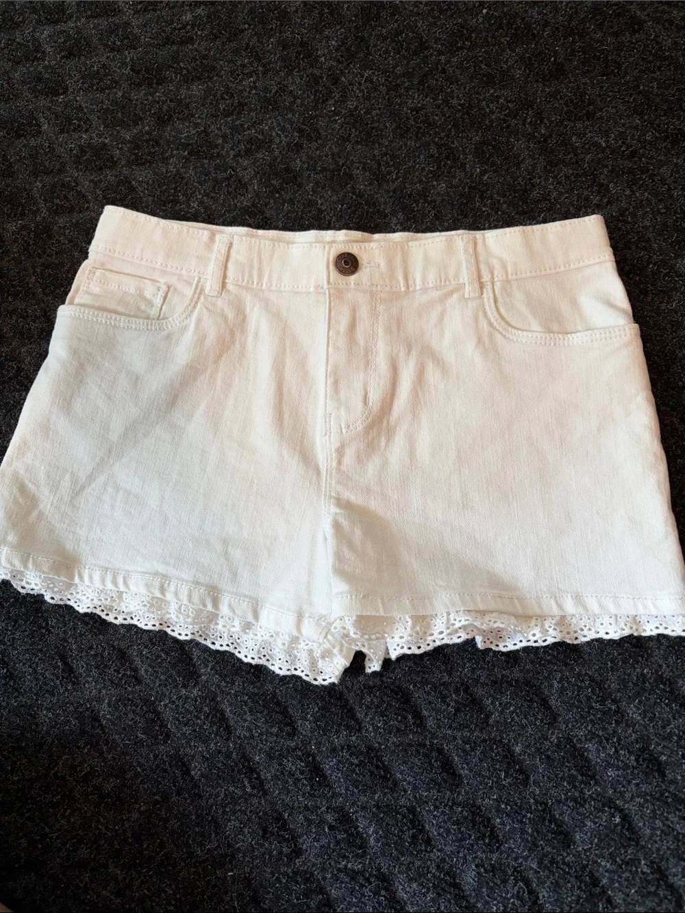 OshKosh B'gosh White Denim Shorts With Eyelet Lace Trim Size 14